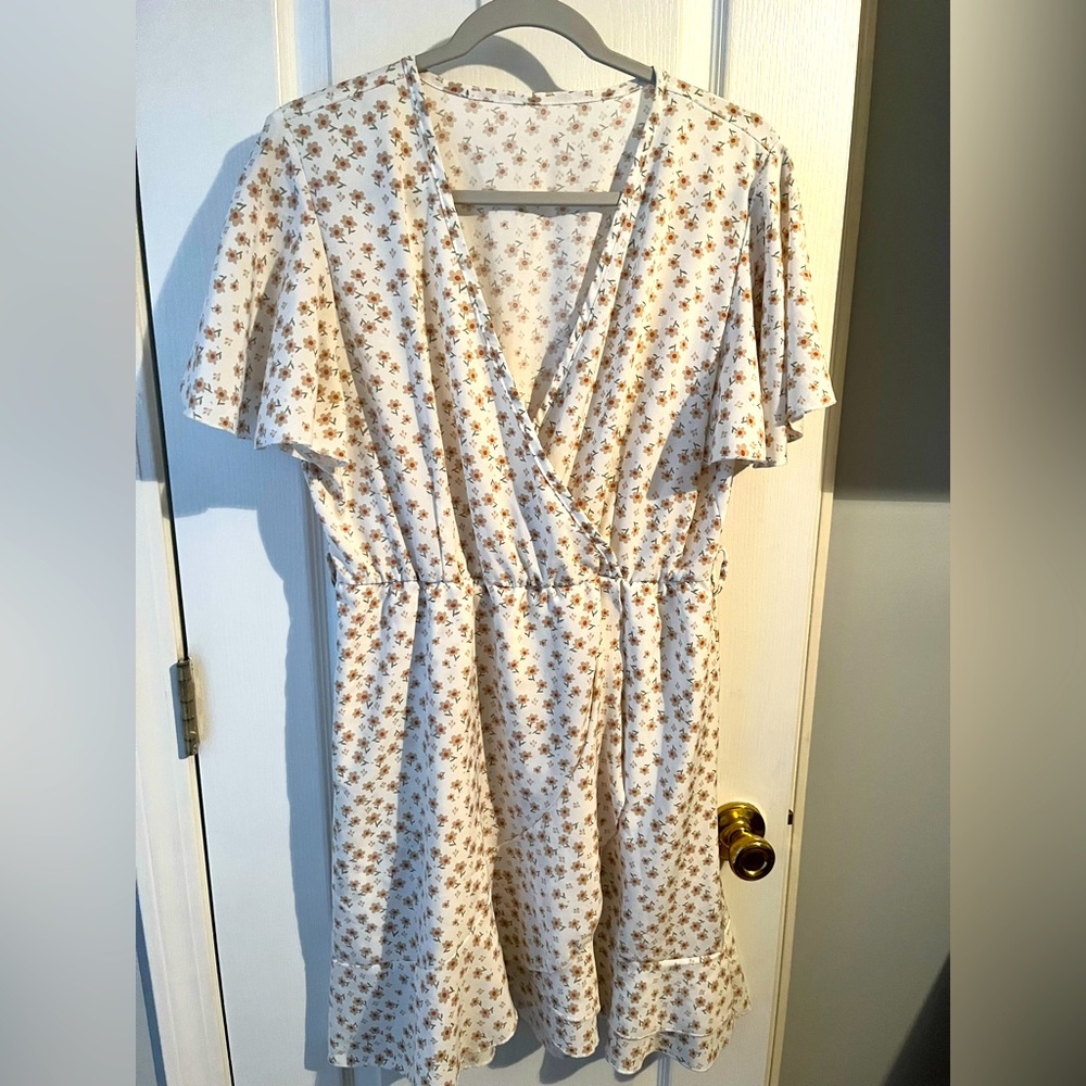 White Dainty Flower Dress